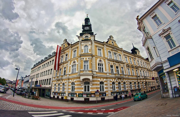 what language is spoken in austria